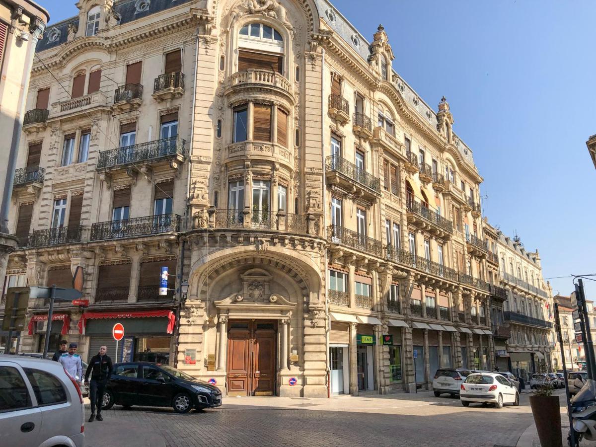 Place De La Mairie, Art Apparts Béziers Exterior foto